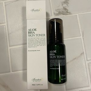 NWT Aloe BHA skin toner travel size